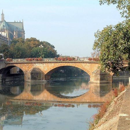 Отель Ferme Sainte Marie Remilly  Экстерьер фото